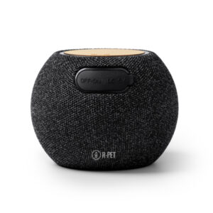 Altavoz inalámbrico redondo fabricado con cuerpo de bambú — Bandini