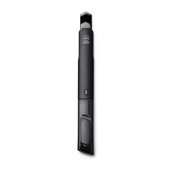 Cúter de aluminio reciclado con cuchilla de acero inoxidable — Razer